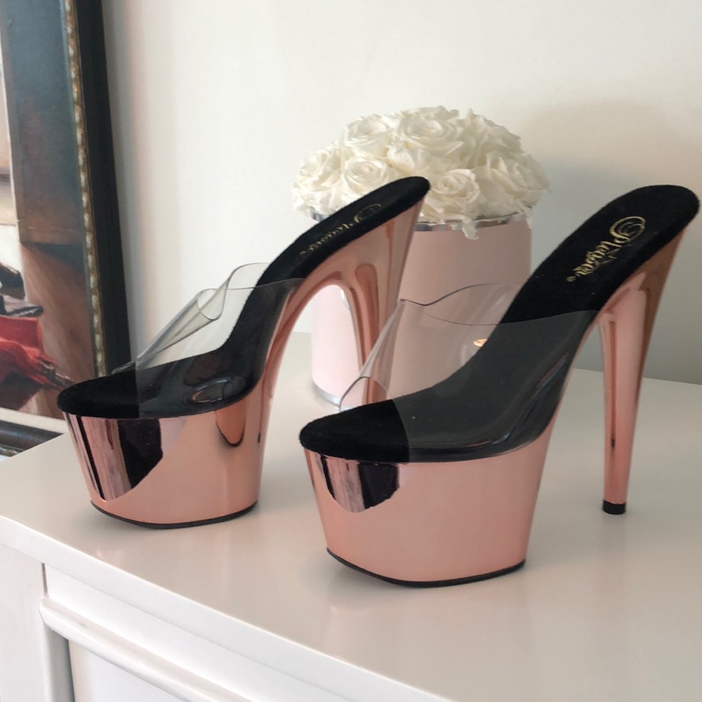 Pleaser  Platform pumps Platinum Rose & Clear color